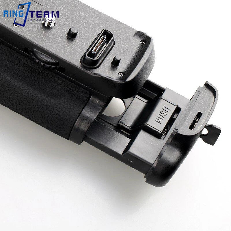 MB-D18 battery grip is compatible with Nikon D850, supports EN-EL15 EN-EL15a AA batteries, and supports vertical shooting