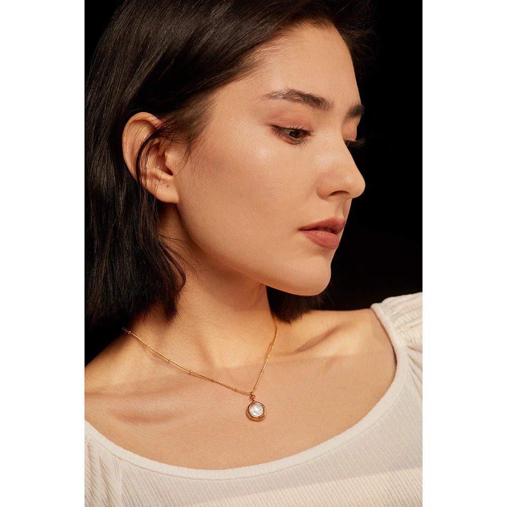 Yhpup Stainless Steel Exquisite Natural Pearl Pendant Necklace for Women High Quality 18 K Chain Choker Fashion Jewelry Party