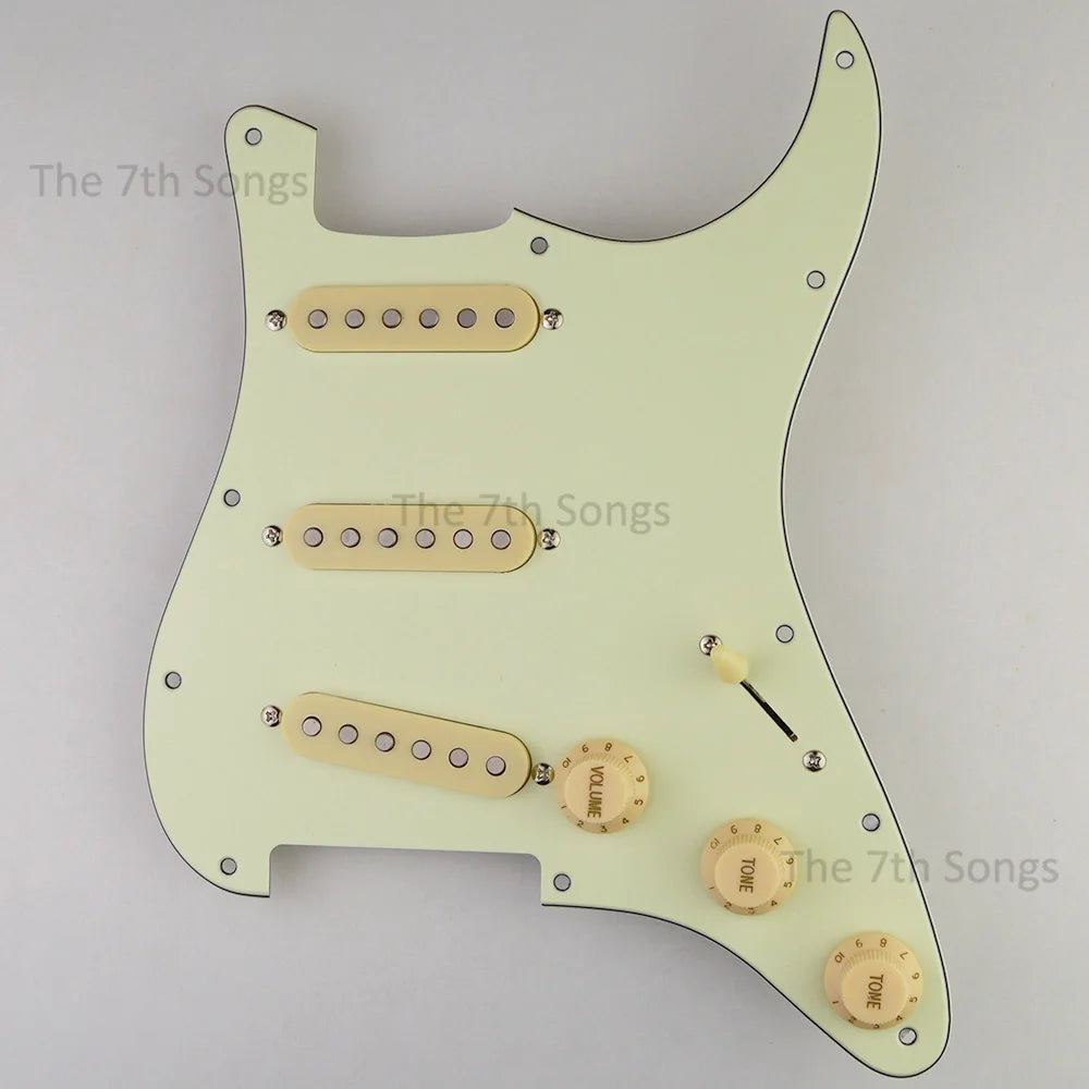 SSS Strat-Style Loaded Pickguard Prewired Alnico 5 Single Coil Set, 3-Ply Black
