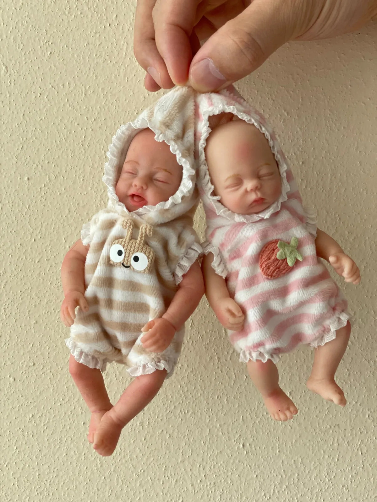 OtardDolls 1 Pc Lifelike Mini Silicone Reborn Doll Handmade Bebe Newborn Doll Girl For Birthday Gifts