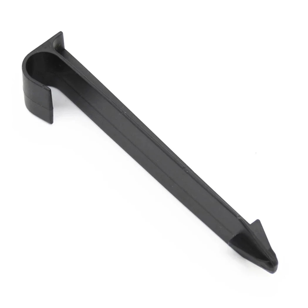 50pcs DN16 C-Type Ground Stakes For PE Pipe Drip Irrigation Hose Tube Holder Ground Stakes Irrigation Tube Holder Spike Pegs