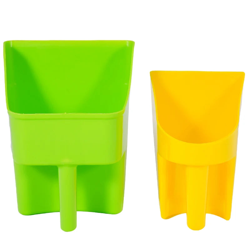 Thickened Plastic Feed Scoop Durable Livestock Feeding Tool Flat Bottom Food Shovel For Sheep Cow Pig Scoop Poultry