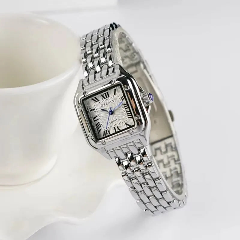 Luxury Rhinestone Women Watches Fashion Square Quartz Wristwatch Simple Ladies Clock Reloj Mujer