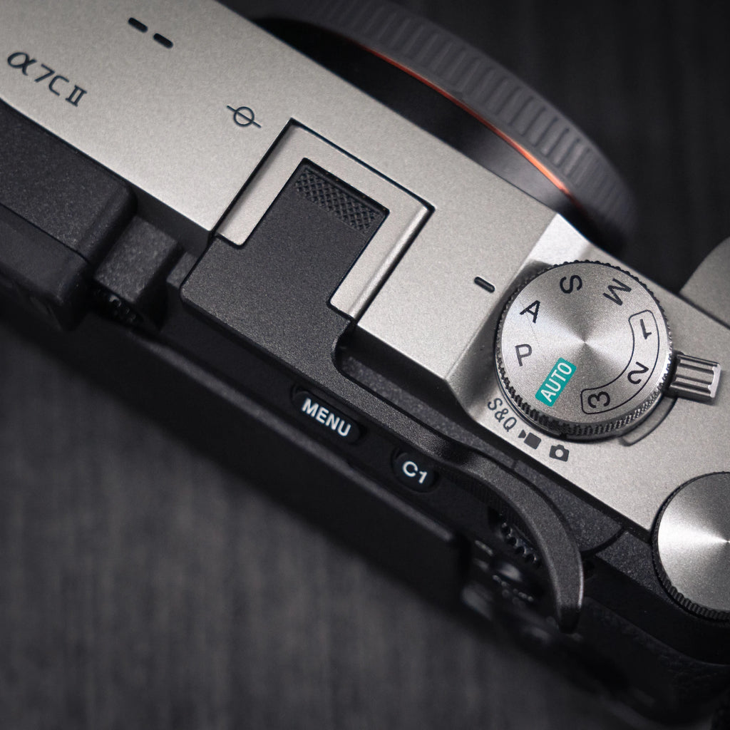 Aluminum Metal Hot Shoe Thumb-Up Hotshoe Thumb Up Grip for Sony A7C2 A7CR A7C Camera Hand Grip