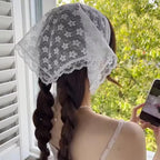 Lace Flower Elegant Temperament Lace Women Flower White Sweet Triangle Scarf Thin Breathable Ribbon Artistic Style Travel Photo