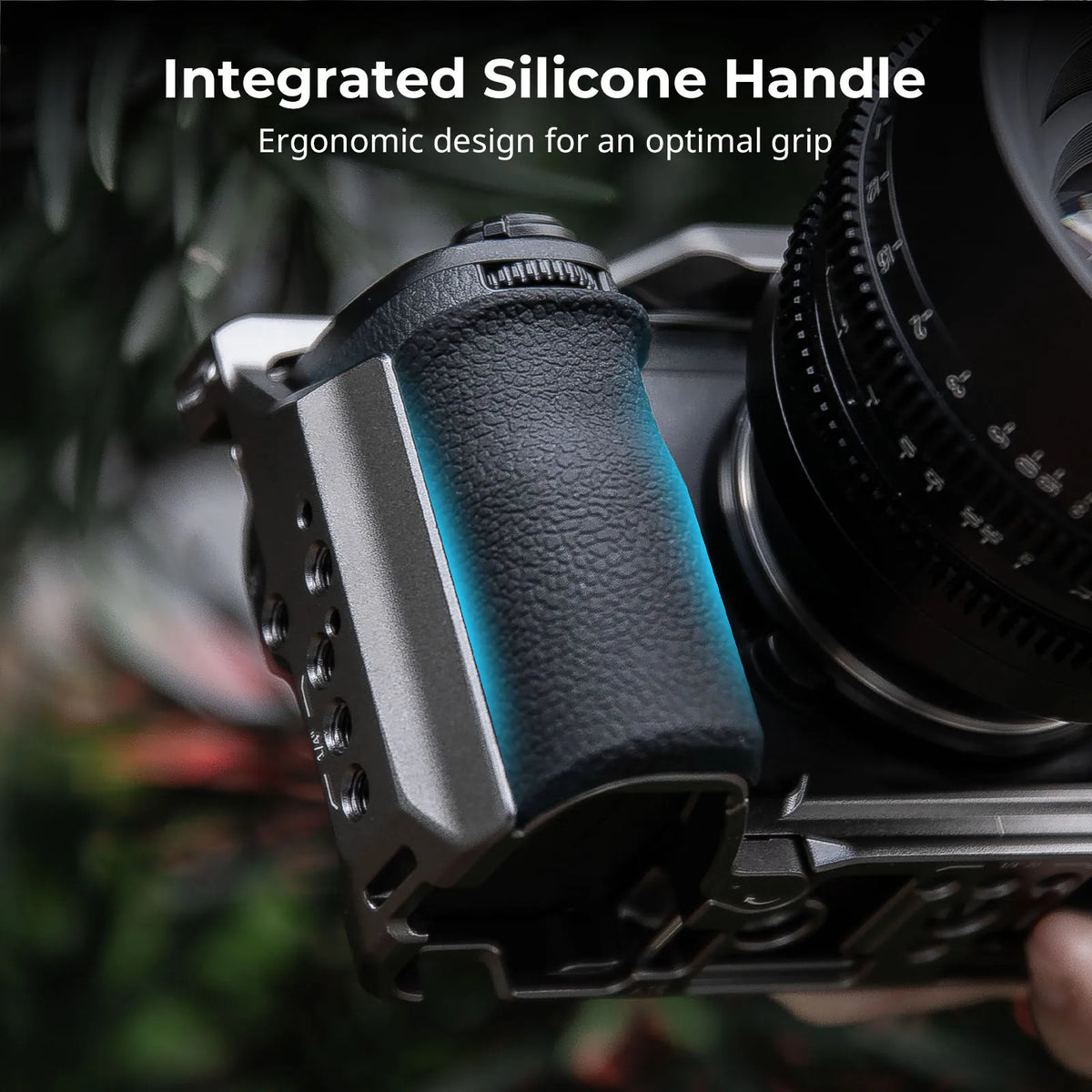 SmallRig HawkLock Quick Release Camera Cage Kit for Sony A6700 with Built-in Plate