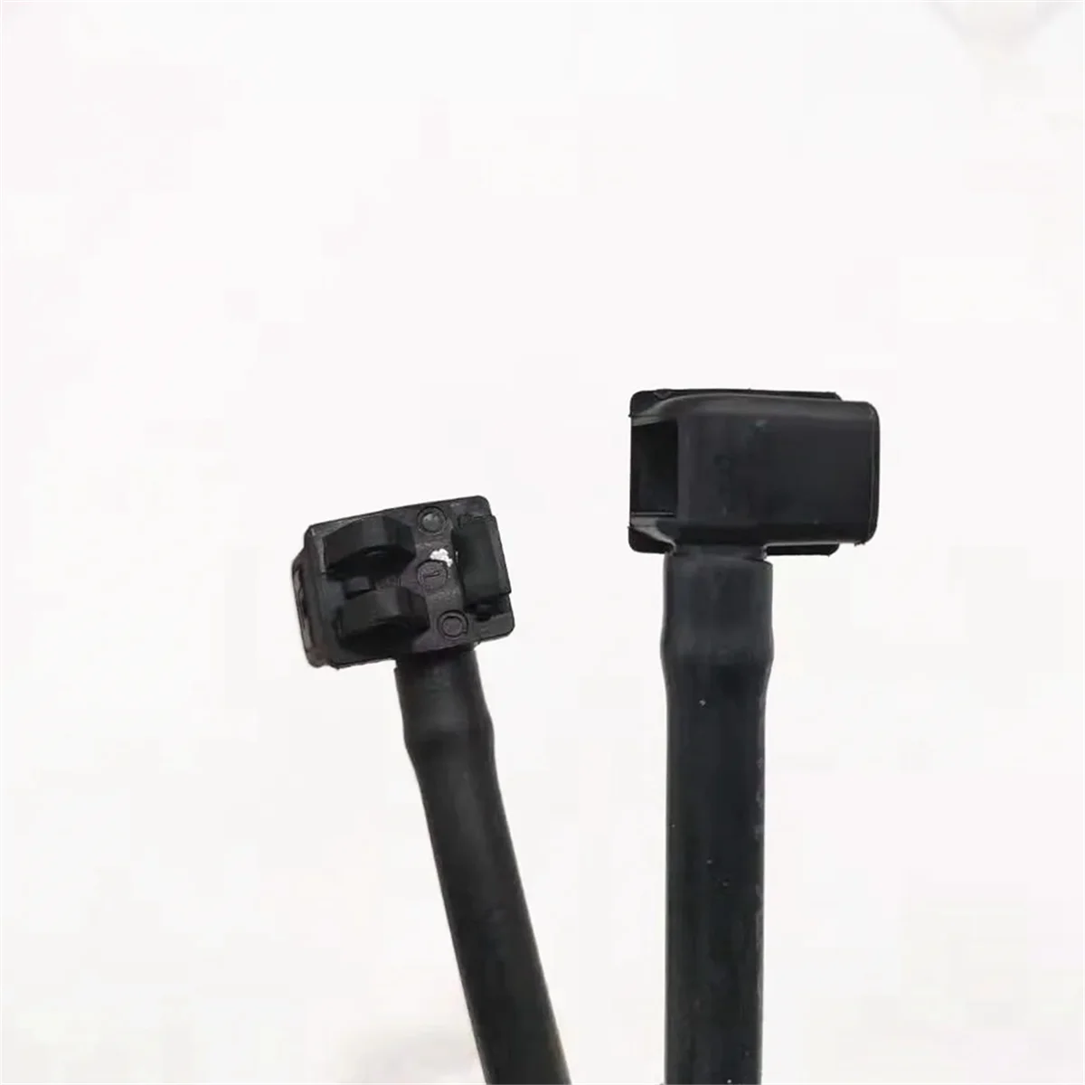 Windshield Washer Wiper Nozzle 9673401080 6438ET for Peugeot 508 Hood Mounted