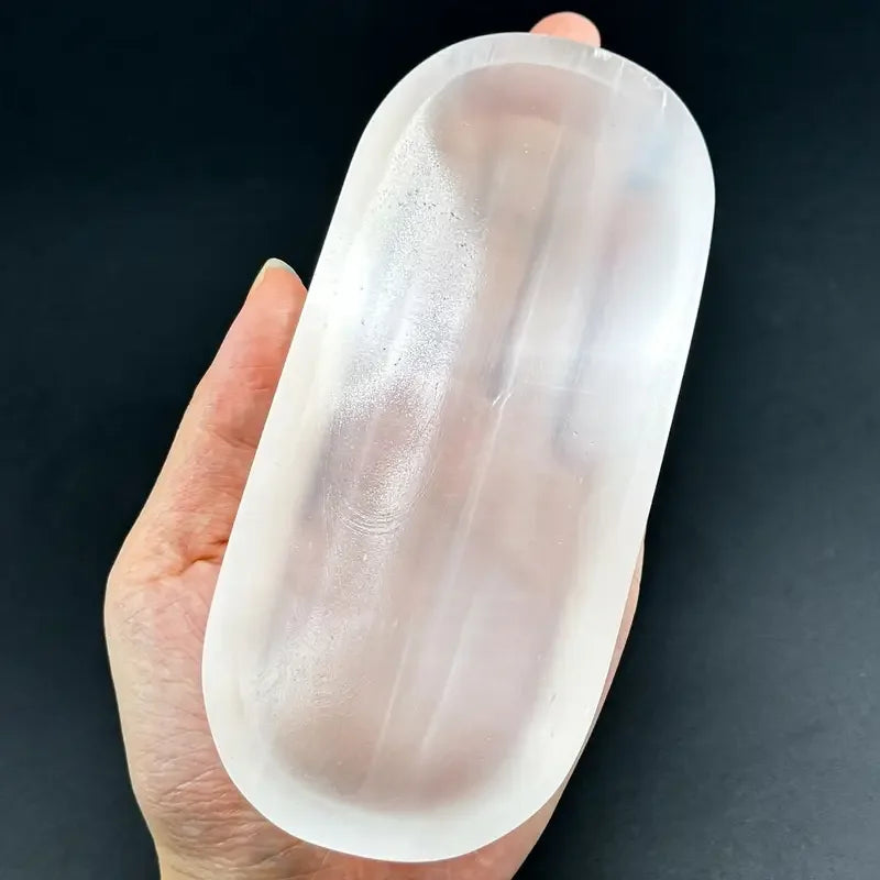 1pc Selenite Bowl Plate Ornament, Irregular Oval Carved Quartz Crystal, Gift for Friend, Office Bedroom Living Room Home Decorat