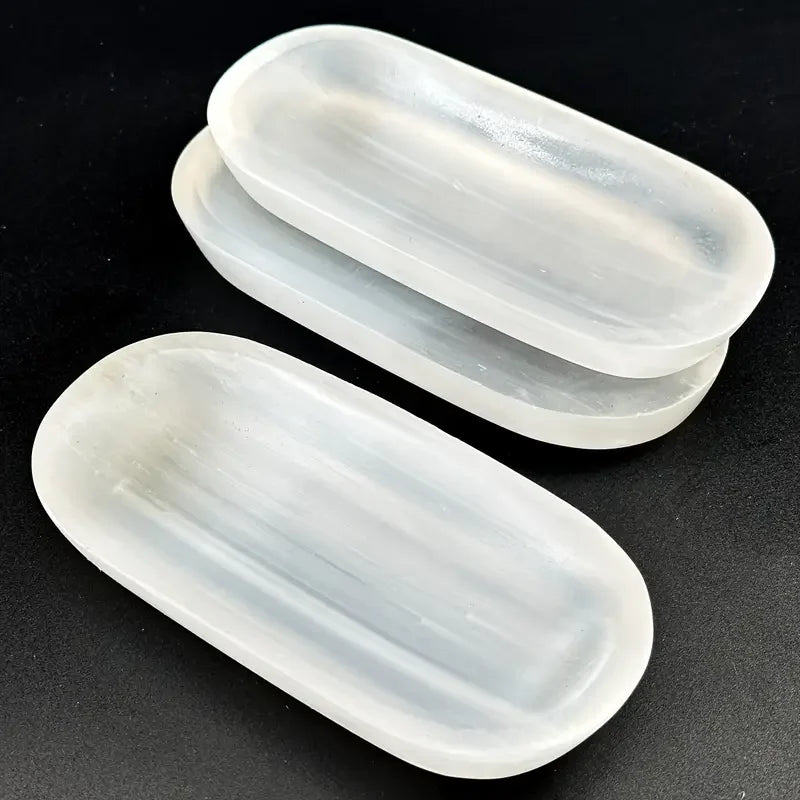 1pc Selenite Bowl Plate Ornament, Irregular Oval Carved Quartz Crystal, Gift for Friend, Office Bedroom Living Room Home Decorat
