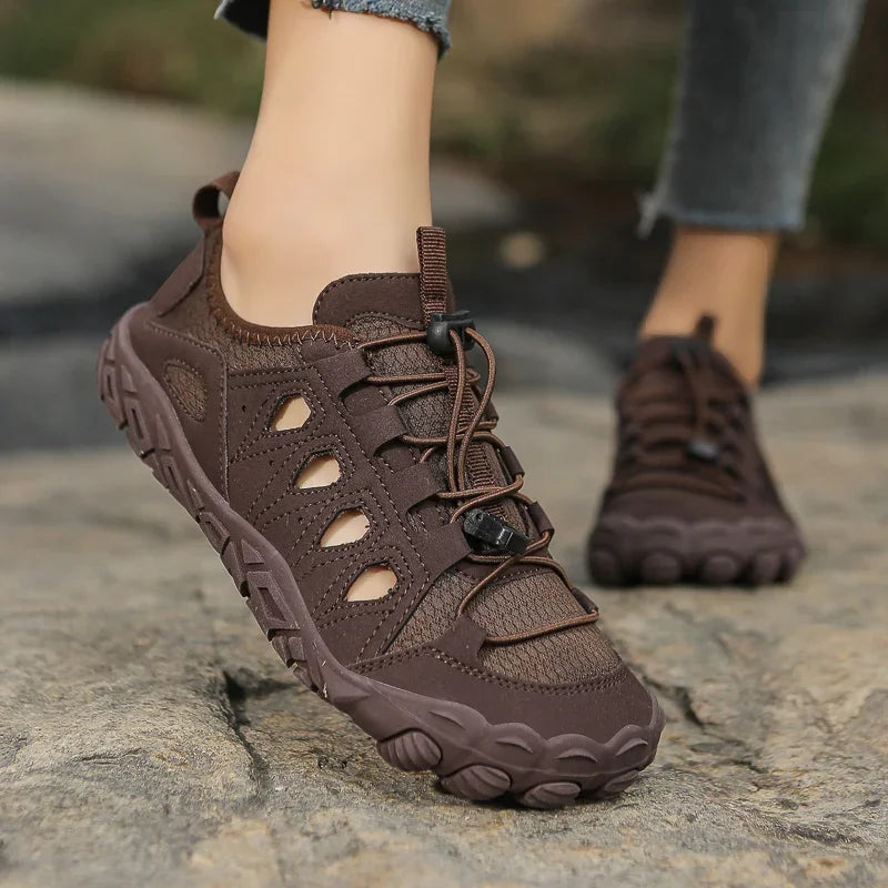 Summer Water Shoes Men's Sport Shoes Breathable Beach Sandals Men Women Outdoor Non-slip Trekking Wading Shoes Plus Size 36-47