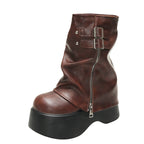 Brown / 39