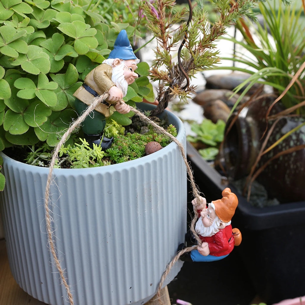4-PCS Creative Garden Dwarf Climbing, Garden Bonsai Scene Decoration Accessories, Resin Crafts