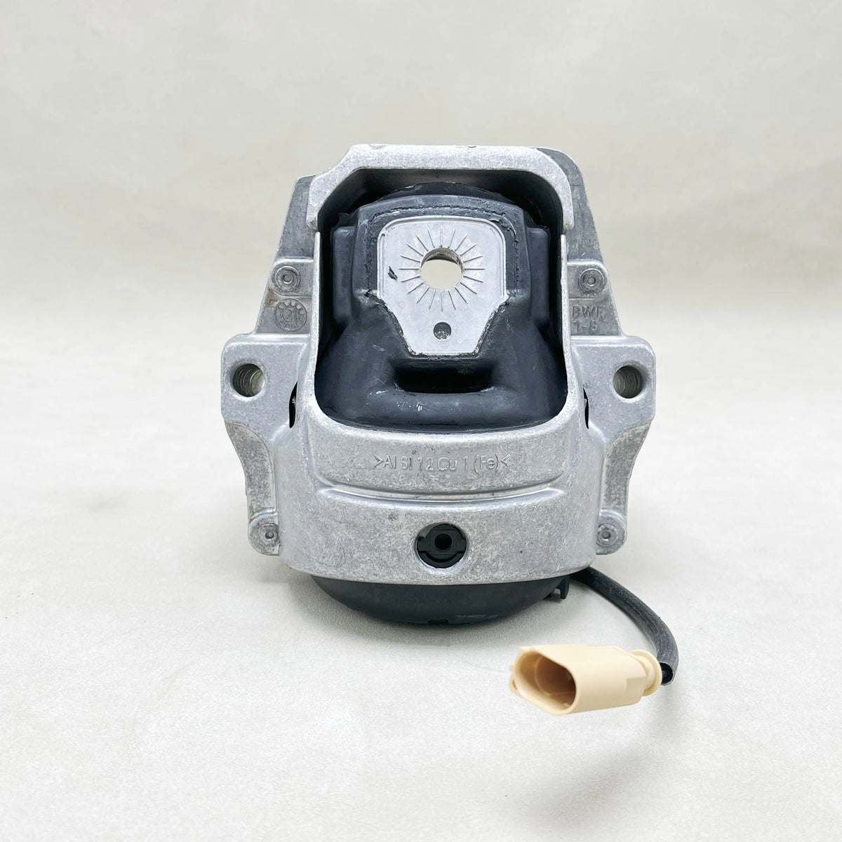 Auto Rubber Pier Support Engine Mount For Audi A4 A5 S5 Quattro Q5 Allroad 2.0 TFSI 2.0 TDI 3.0 TDI RH 8R0199381AK LH 8R0199381