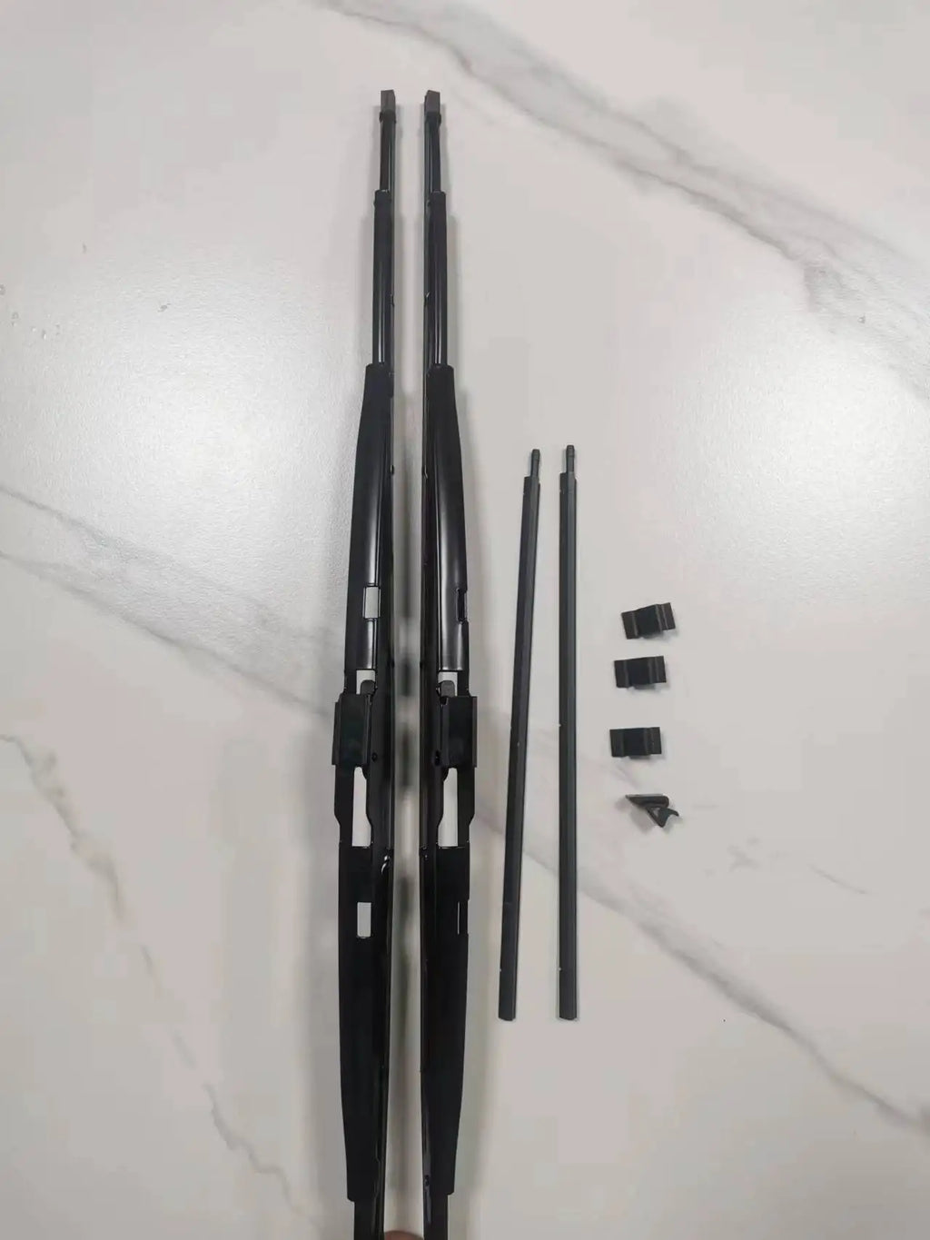 4 PCS in Suitable for Scania Truck Wiper Slices With Long Nozzle OEM 2753171  2715133 1798490 1534038 2617207 2617209