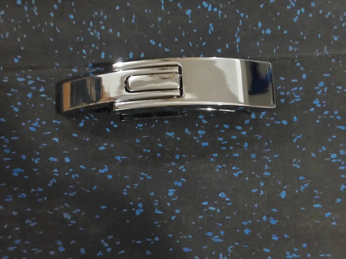 Heavy Duty Replacement Lever Buckle for  Weight Lifting and Powerlifting Belt - Rust Free Fits All Brands