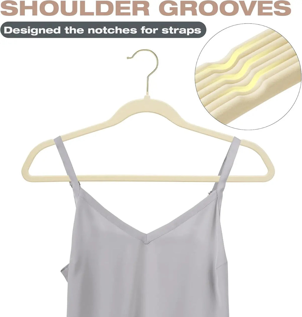 10/20Pcs 44.5cm Large Flocked Plastic Hangers, Men's Large Coat Hangers, Sturdy and Durable, Non-Slip and Non-Deformable, with Gold Hooks, High-End and Elegant