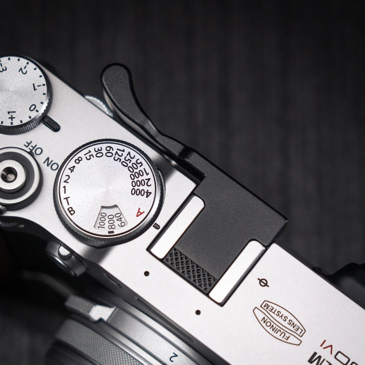 Aluminum Metal Hot Shoe Thumb-Up Hotshoe Thumb Up Grip for Fujifilm x100v Fuji X100VI Camera Hand Grip