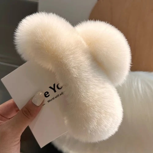 Natural Rex Rabbit Fur Hair Claw Large Hairpin Temperament Clip New Cute Plush Hair Scratching Ponytail Fuzzy Claw Clip
