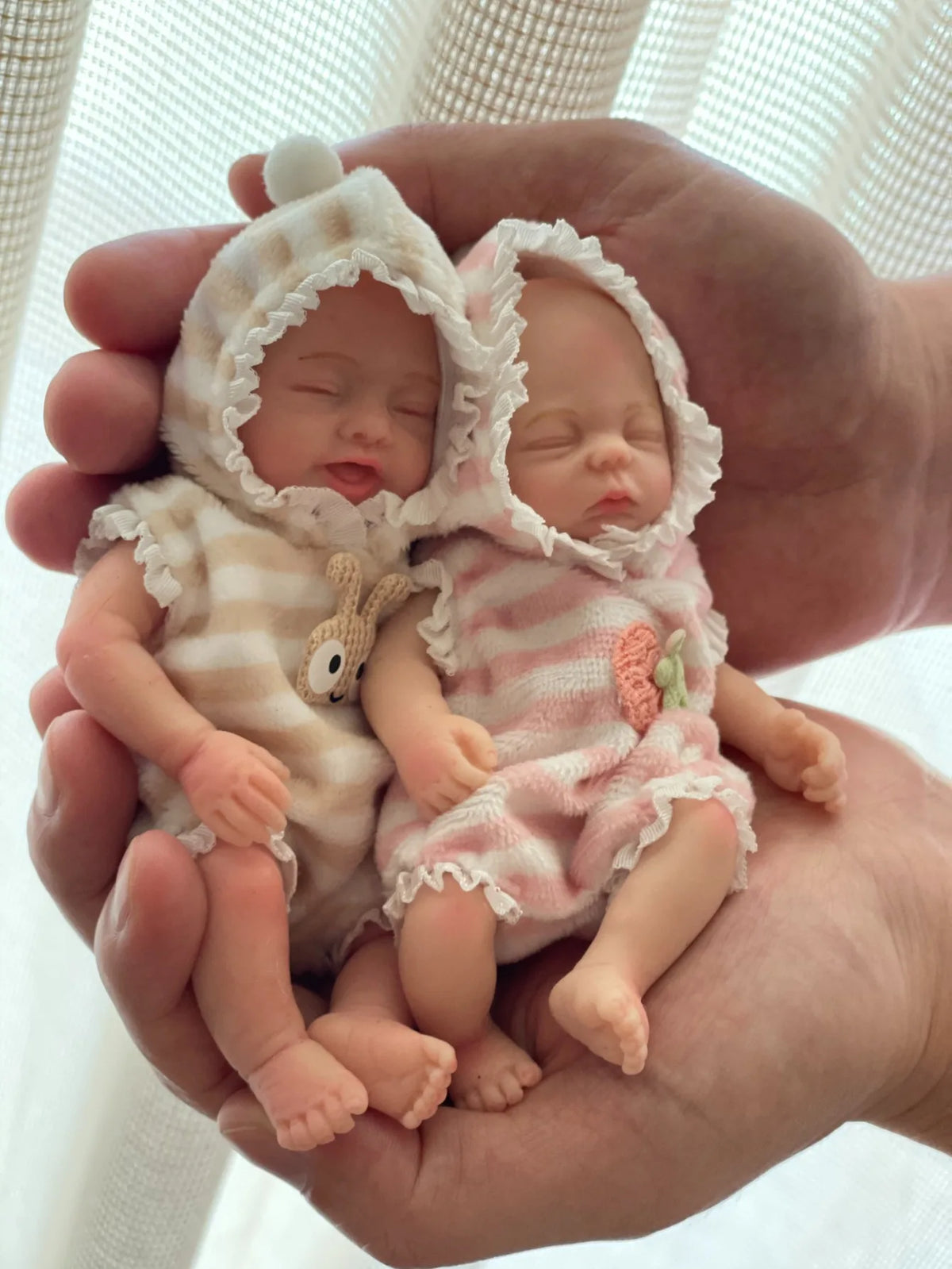 OtardDolls 1 Pc Lifelike Mini Silicone Reborn Doll Handmade Bebe Newborn Doll Girl For Birthday Gifts