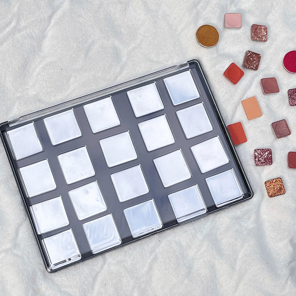 XL Empty Magnetic Eyeshadow Palette Storage Box Clear Lid, 20pcs Metal Stickers, 23.5x16.5cm