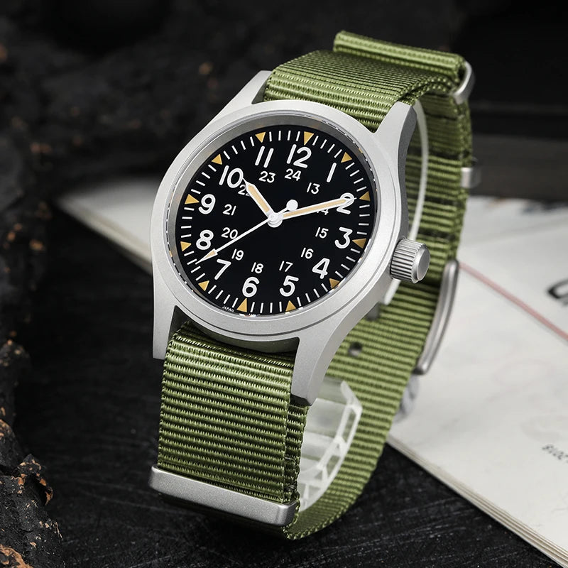Militado Ml05 Vintage Field Watch VH31 Sweep Second Quartz Movement Sapphire Crystal High Clear AR Coating Luminous 38Mm Watches