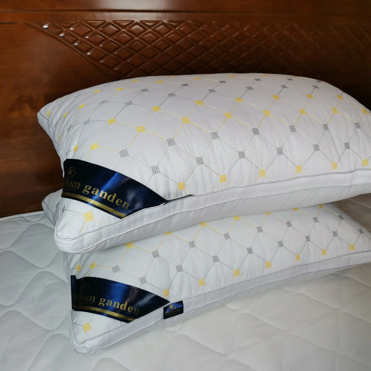 Non-collapse Hotel Pillows for Cervical Spine Protection and Sleep Aid Non-deformationHome Use Dormitory Single Pillow Core
