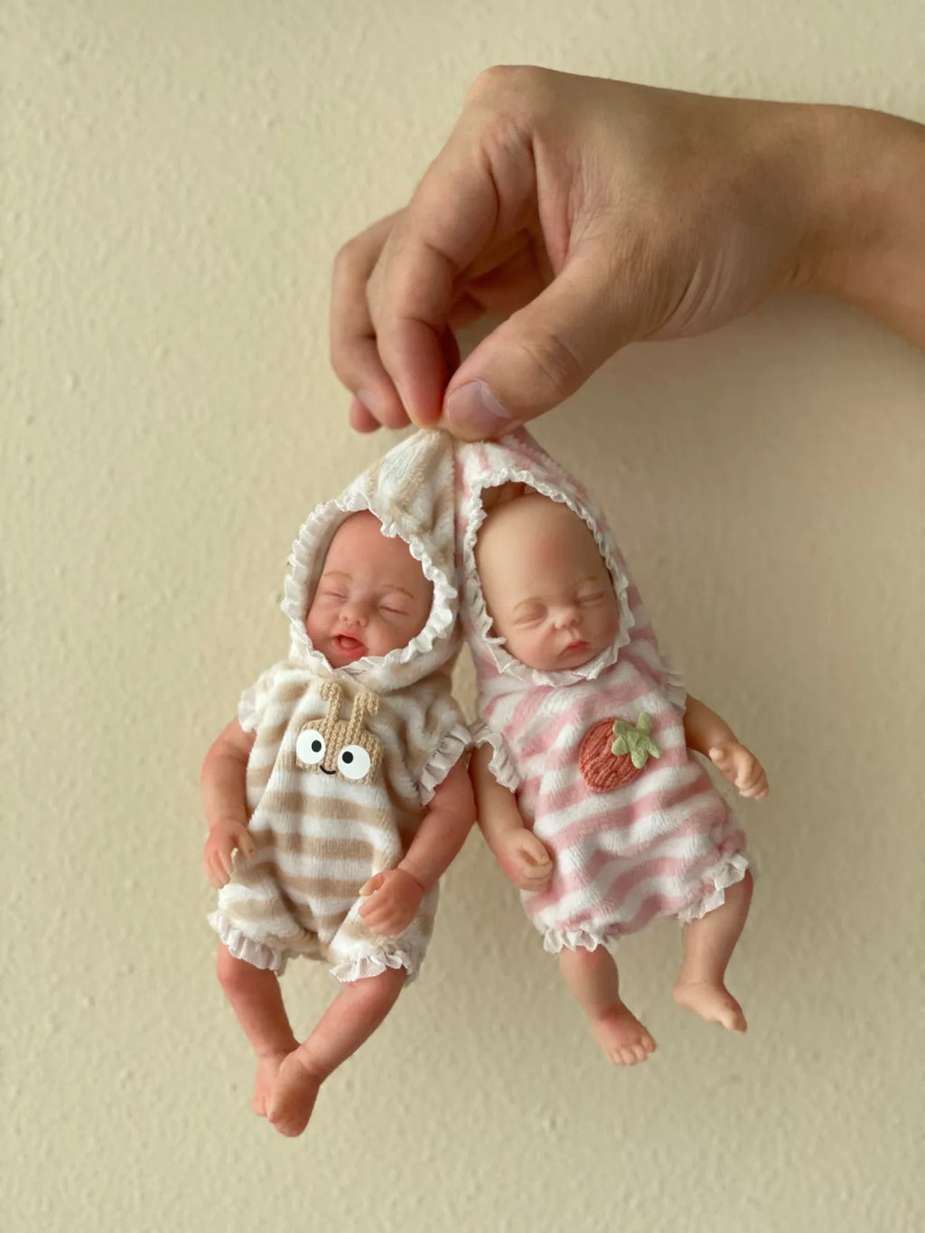 OtardDolls 1 Pc Lifelike Mini Silicone Reborn Doll Handmade Bebe Newborn Doll Girl For Birthday Gifts