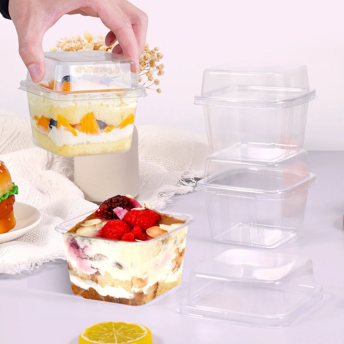 50Pcs Plastic Dessert Cups 8oz Clear Square Single Dessert Box Sealed Cake Storage Box for Muffins Cupcake Pudding Mousse Party