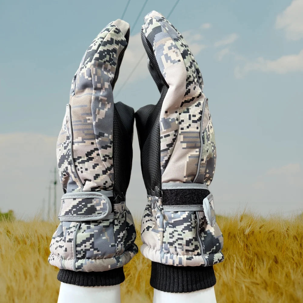 Men's waterproof, windproof, three-in-one film-coated fabric, operating phones, insulated camouflage cold-weather hunting glove