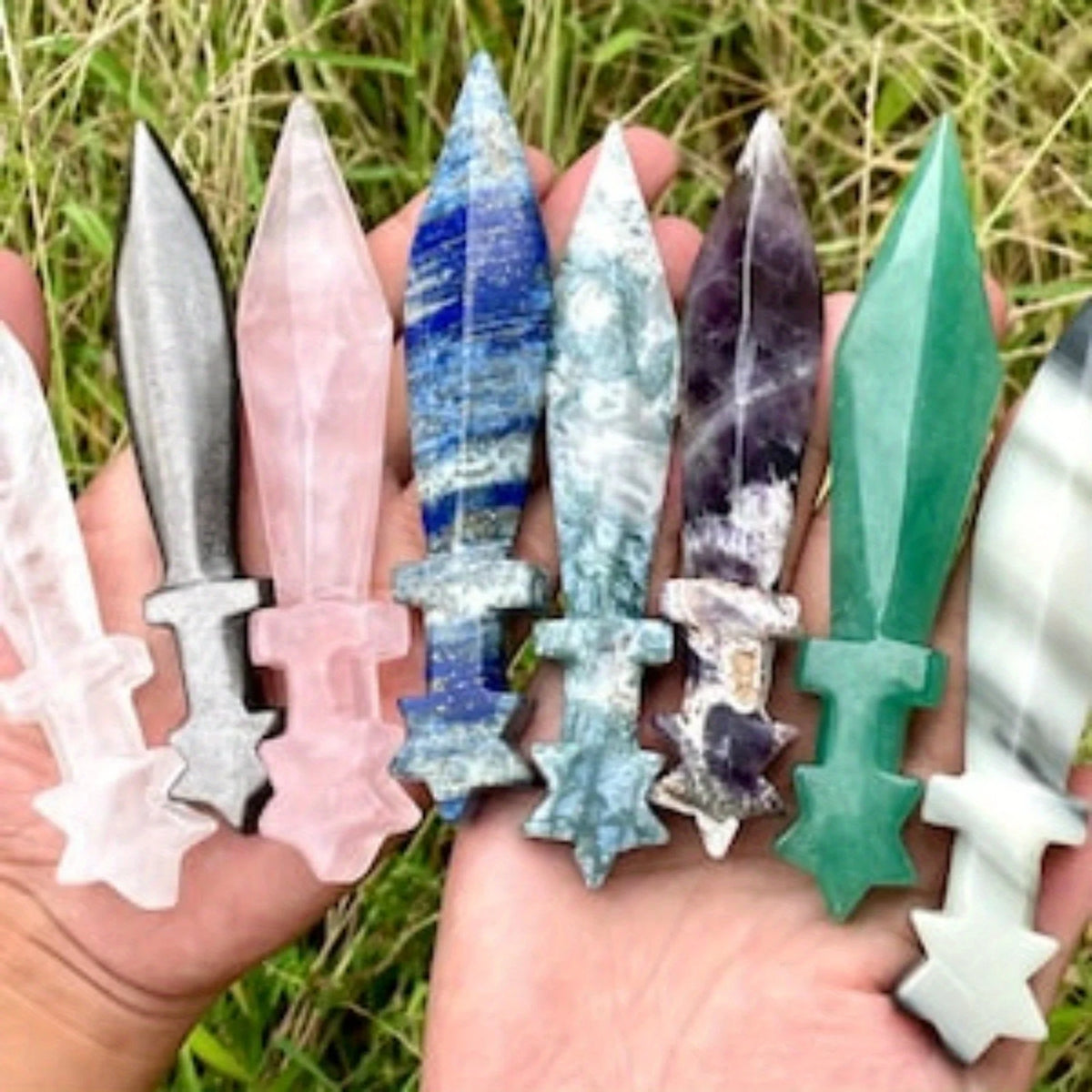 Jewelry Patterns 1pc Unique crystal Knife - Hand quartz carved knife、Crystal diy knife、Home decoration - Healing crystal gift