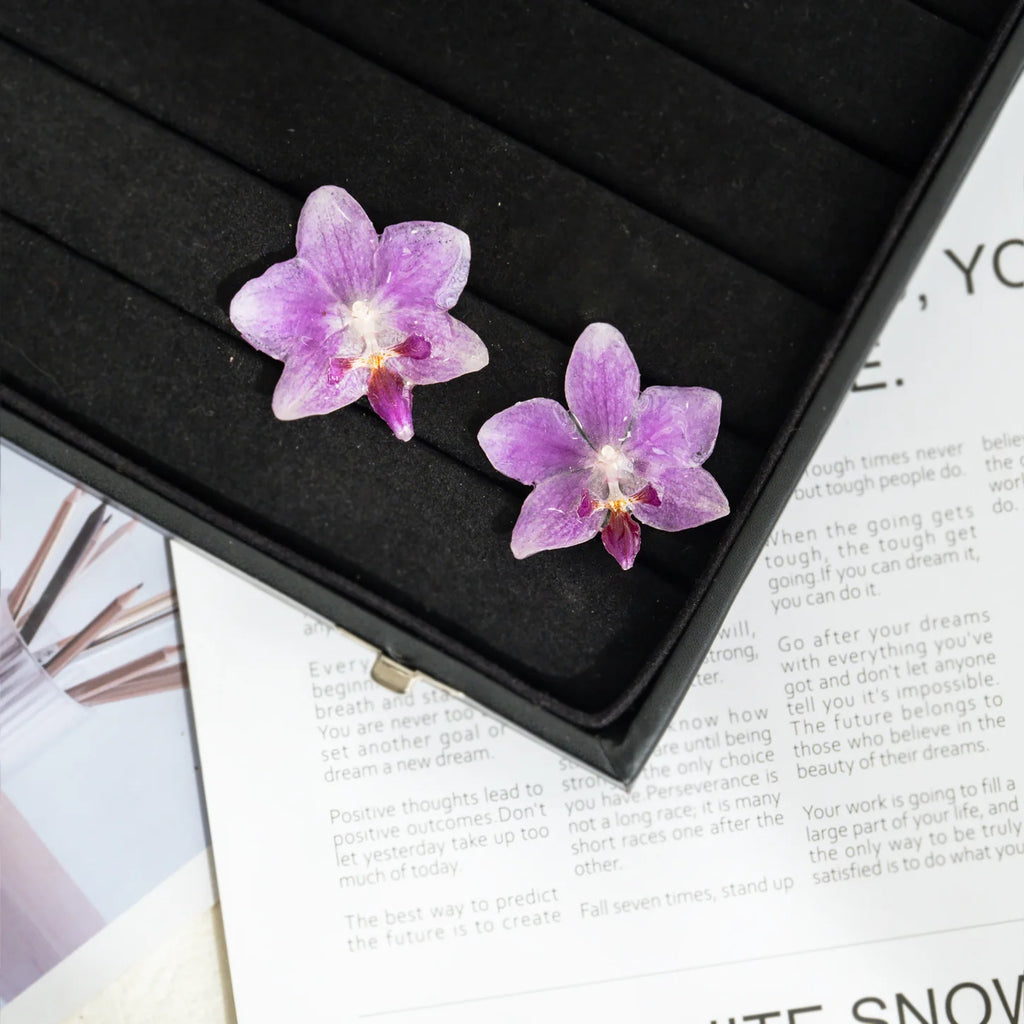 "Resin Coated Natural Dried Phalaenopsis Orchid Flowers - DIY Craft Supplies for Jewelry Making (Earrings/Brooch) Real Preserved