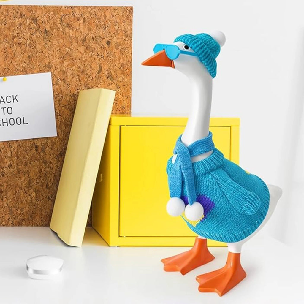 Desk Goose Outfit for Mini Goose Statue Knitted Sweater and Hat Costume Set for Party Supplies
