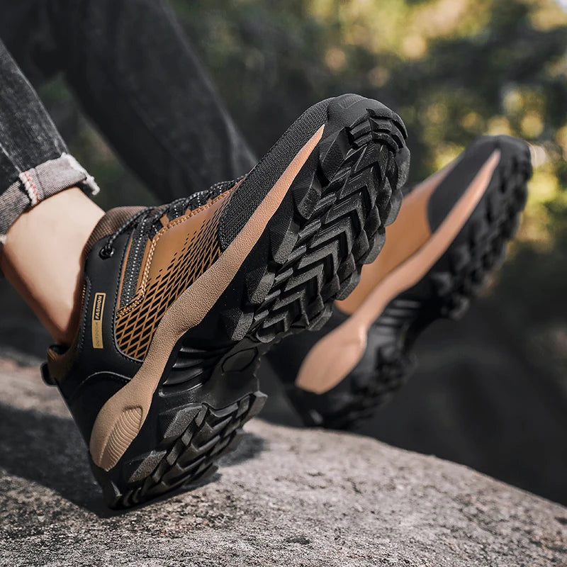 Men Sneakers Hiking Shoes For Men Outdoor Mountain Boots Climbing Sneakers Autumn Winter Shoes