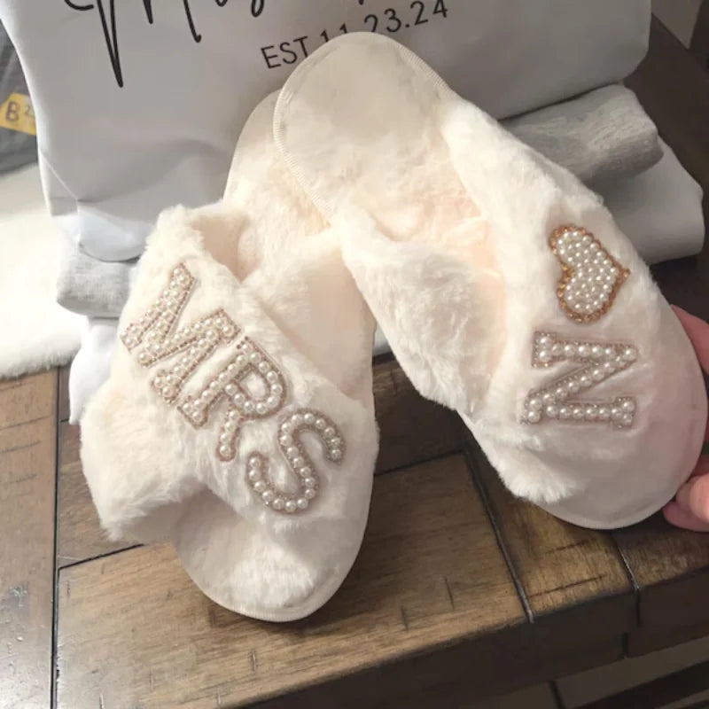 Mrs+a-z Letters Gold Pearl Letters Soft Open Slipper Bachelorette Party Supplies Bridesmaid Wedding Decoration Honeymoon Gifts