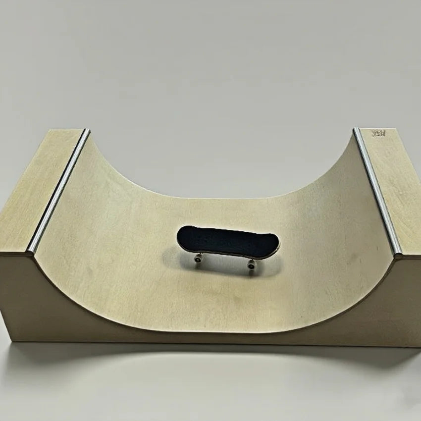 Fingerboard Halfpipe Ramp Wooden U-Ramp for Tech Deck Stunts Portable Desktop Railing for Professional Practice and Beginner
