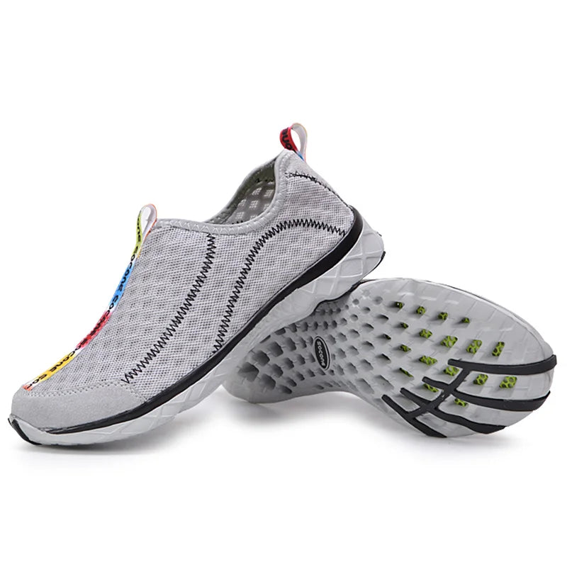 Outdoor beach shoes Convenient and comfortable water sneakers backcountry trail shoes Swimming sneakers for men and women