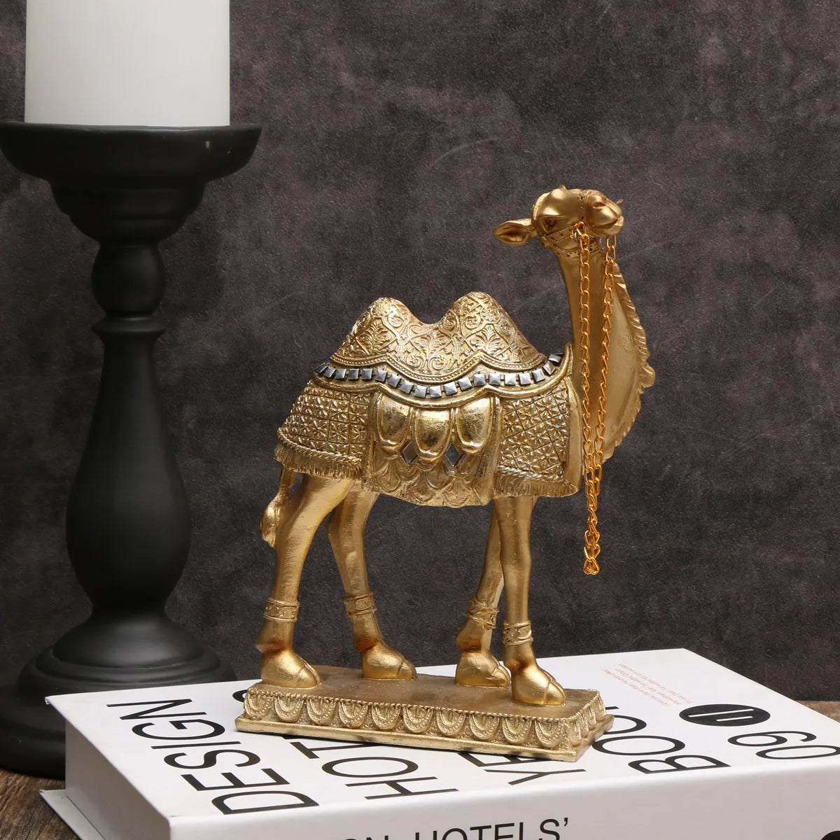Classic Light Luxury Art Camel Statue: Indoor Decorative Item for Christmas, Halloween, Hanukkah, Thanksgiving, Valentine'S Day