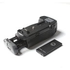 MB-D18 battery grip is compatible with Nikon D850, supports EN-EL15 EN-EL15a AA batteries, and supports vertical shooting