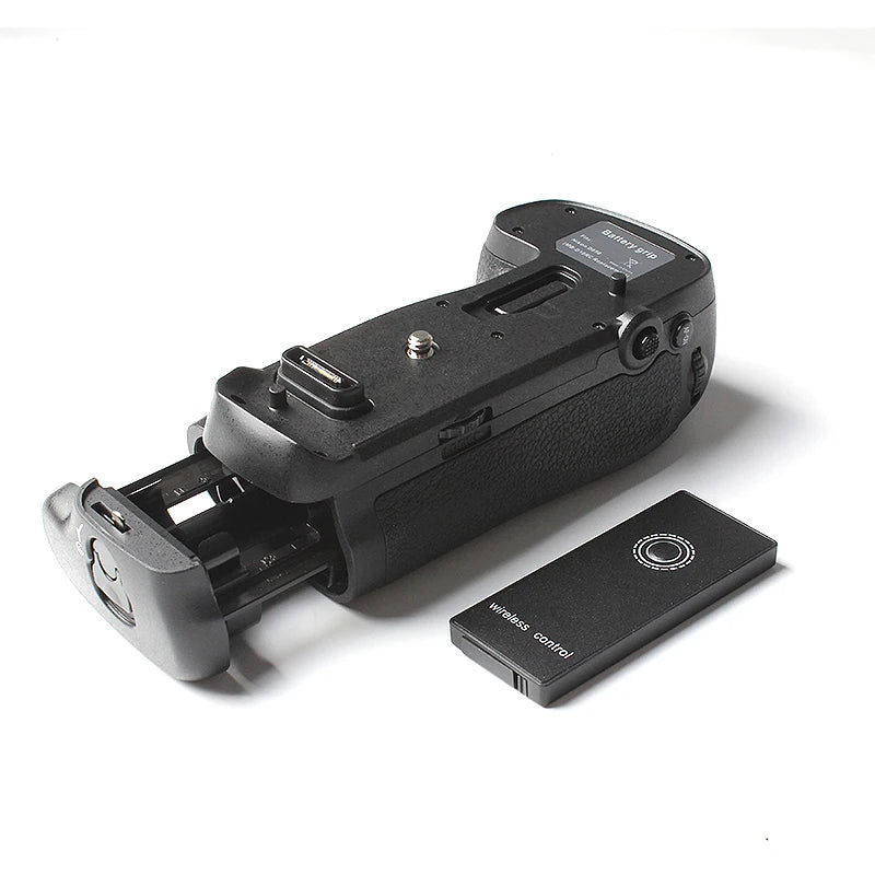 MB-D18 battery grip is compatible with Nikon D850, supports EN-EL15 EN-EL15a AA batteries, and supports vertical shooting