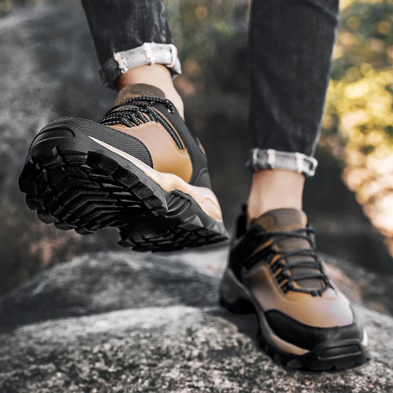Men Sneakers Hiking Shoes For Men Outdoor Mountain Boots Climbing Sneakers Autumn Winter Shoes