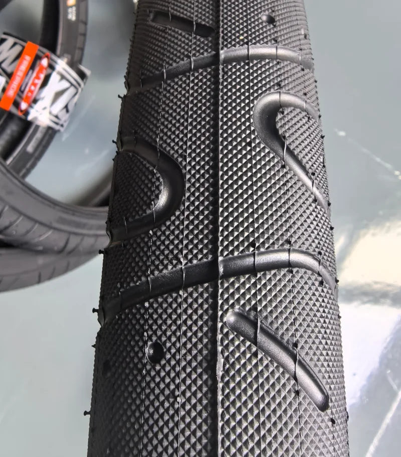 MAXXIS Hookworm 20/24/26/27.5/29 X 2.5 BMX Bicycle Tire Wire Bead Clincher for Street Park Vert Flatland Sizes  24 26  27.5 29