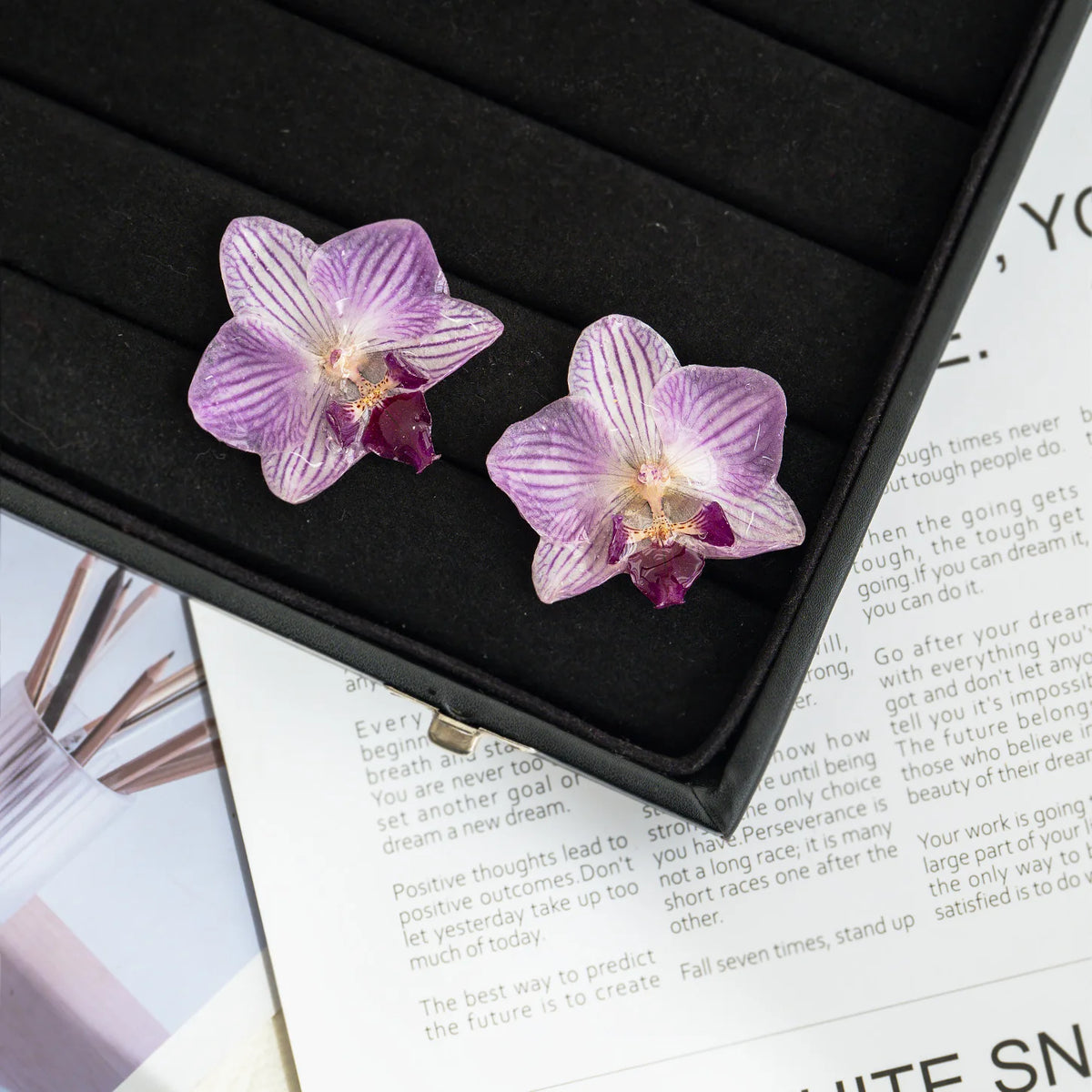 "Resin Coated Natural Dried Phalaenopsis Orchid Flowers - DIY Craft Supplies for Jewelry Making (Earrings/Brooch) Real Preserved