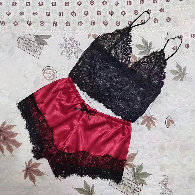 Sleepwear Womens Sexy Pajamas Set Lace Nachtkleding Lingerie Sleeveless V-Neck Tops and Shorts Sets Nightwear Loungewear