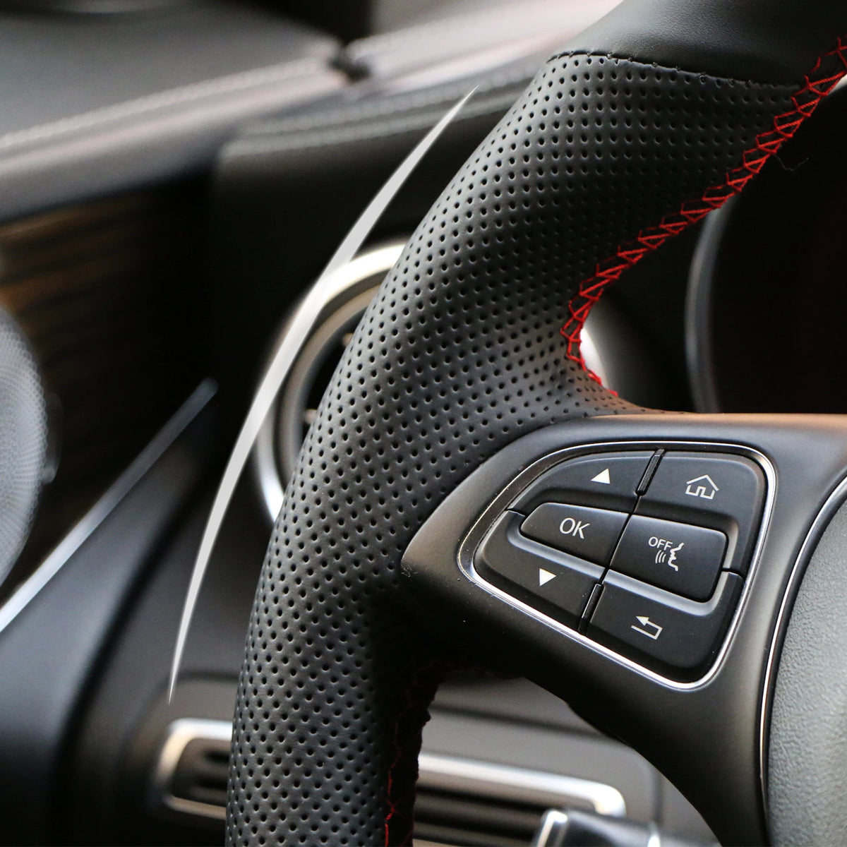 Custom For Mercedes Benz W176 W246 A-Class C-Class W204 C117 C218 X218 W212 C207 Car Steering Wheel Cover Microfiber Leather