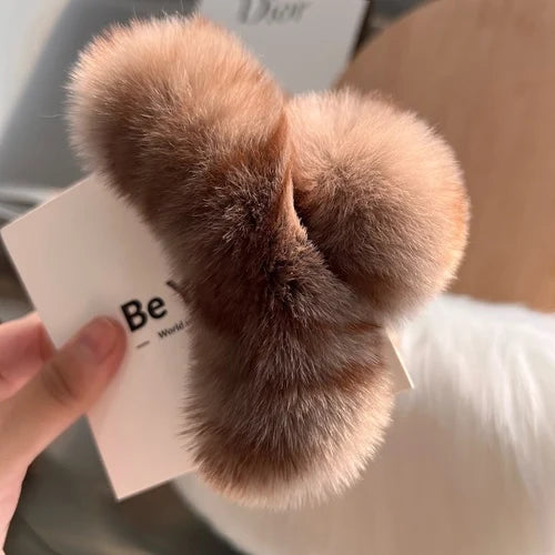 Natural Rex Rabbit Fur Hair Claw Large Hairpin Temperament Clip New Cute Plush Hair Scratching Ponytail Fuzzy Claw Clip