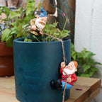 4-PCS Creative Garden Dwarf Climbing, Garden Bonsai Scene Decoration Accessories, Resin Crafts