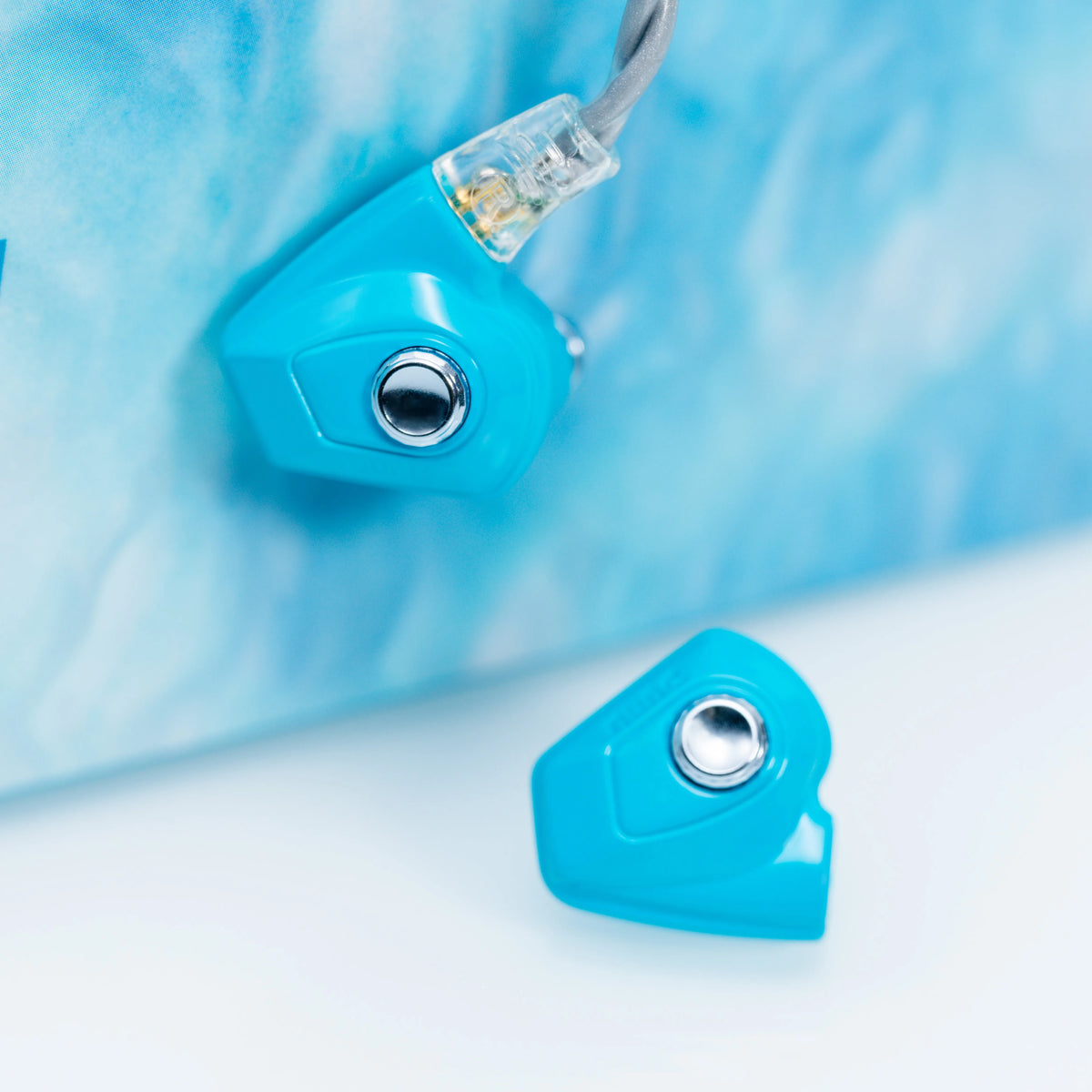 DUNU Titan S2 / TitanS 2 Dual-Chamber & Magnetic Circuit Dynamic Driver In-Ear Earphones with 3.5mm+4.4mm lnterchangeable Plug