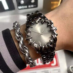Men's Vintage Flame Design Alloy Watch Punk Quartz Wristwatch with Date for Men Unique Dragon Style Casual Waterproof Clock