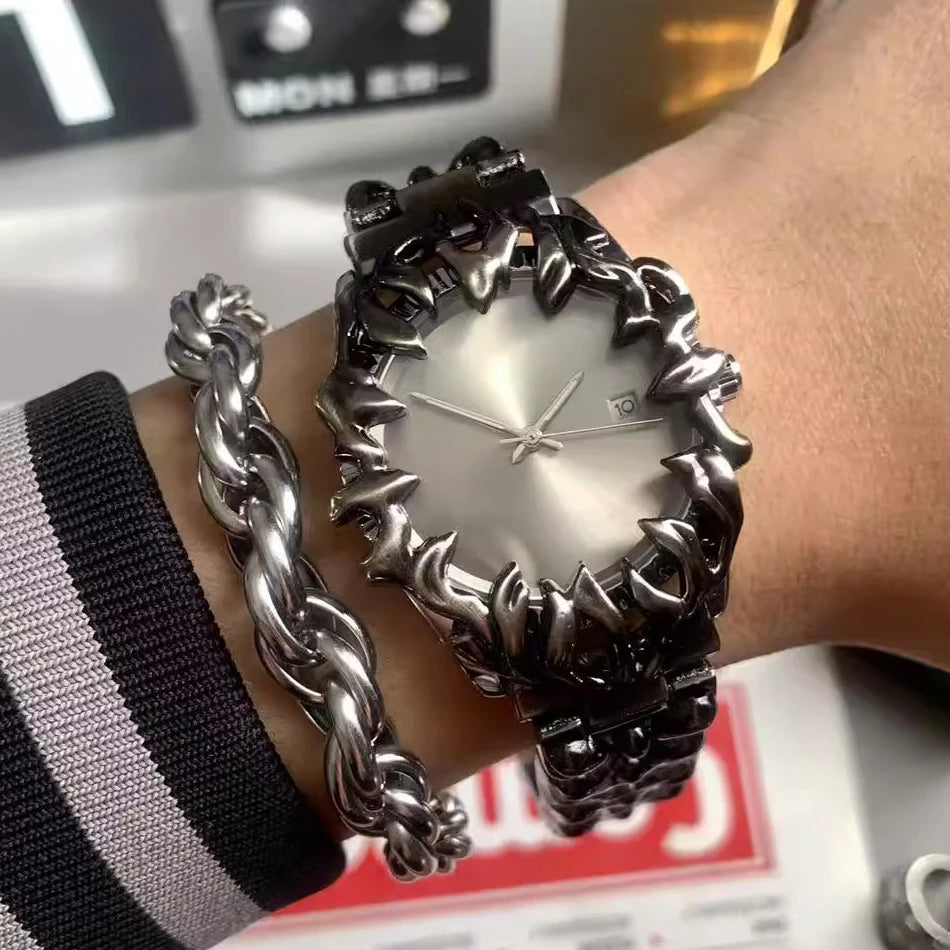 Men's Vintage Flame Design Alloy Watch Punk Quartz Wristwatch with Date for Men Unique Dragon Style Casual Waterproof Clock