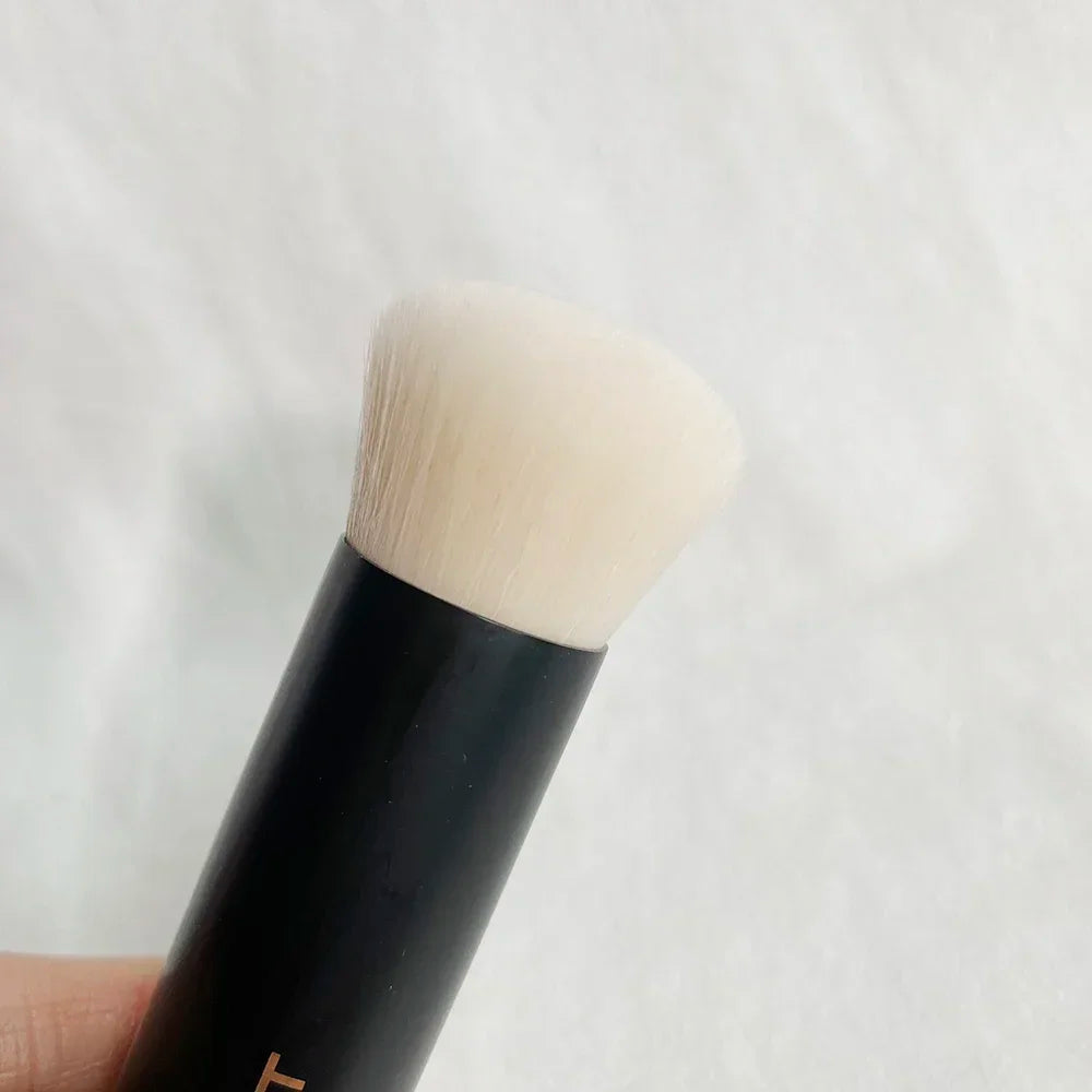 BLENDING BRUSH No.1 Slanted Vanish Foundation Cream Contour Sculpting Seamlessly Blend Makeup Brush Tools